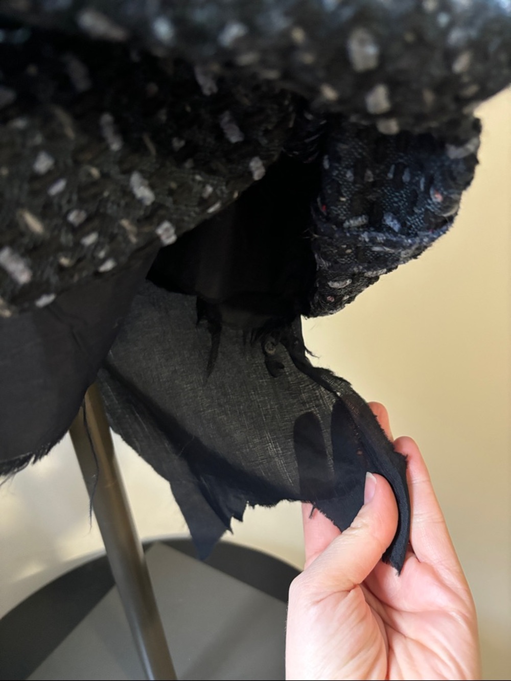 HOLT RENFREW vintage wool skirt suit - Picture 11 of 11